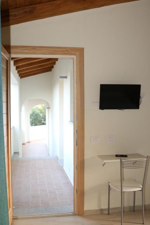 Mediterraneo San Teodoro  Exterior foto