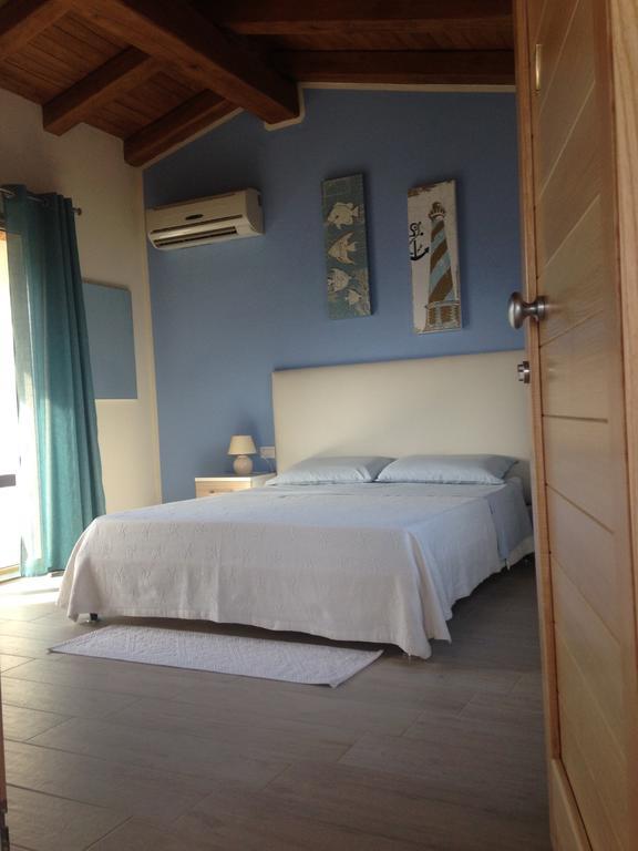 Mediterraneo San Teodoro  Exterior foto