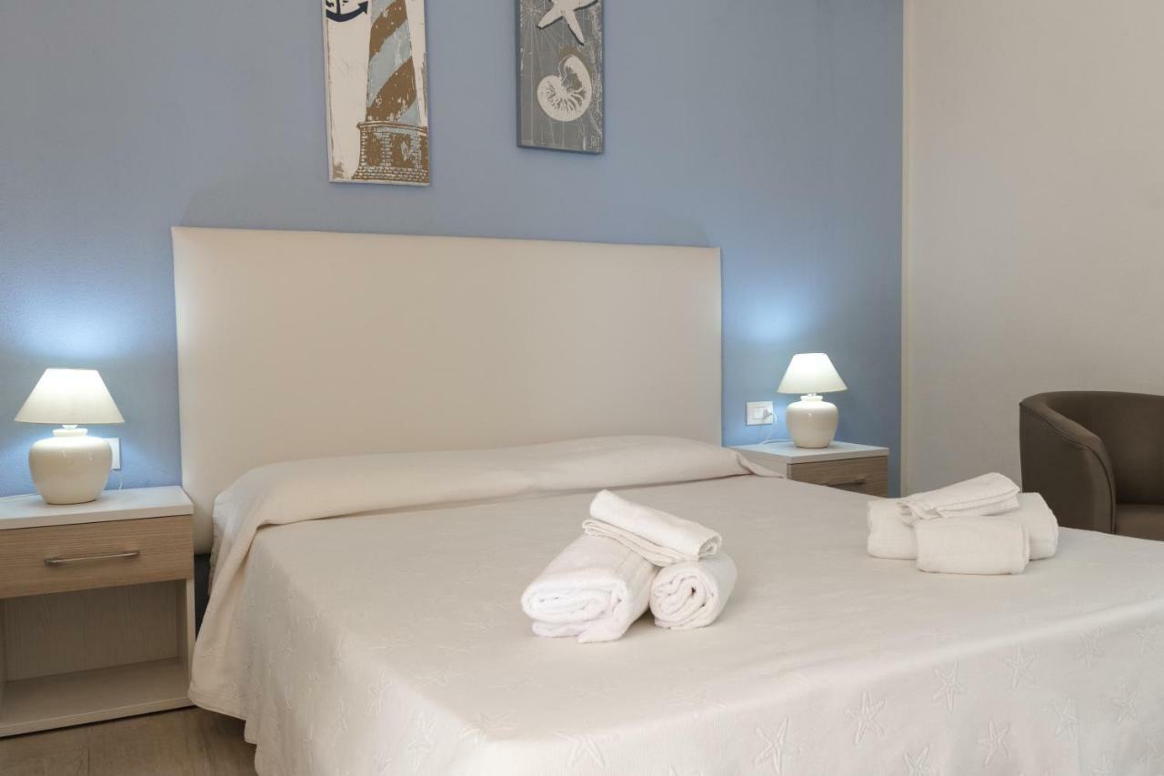 Mediterraneo San Teodoro  Exterior foto